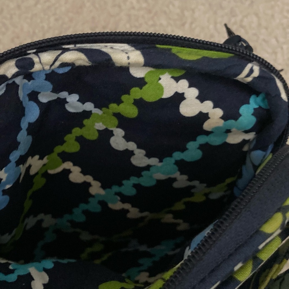 Disney Vera Bradley Where’s Mickey Mini Hipster - Picture 7 of 13